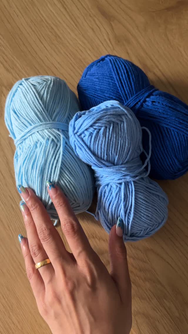 from yarn chaos to mini bag goals in 48 hours 🎀 who else is secretly hoarding craft supplies “for later”?
#crochet #artsyhobbies #artistlife #artistsofinstagram #crochetbag