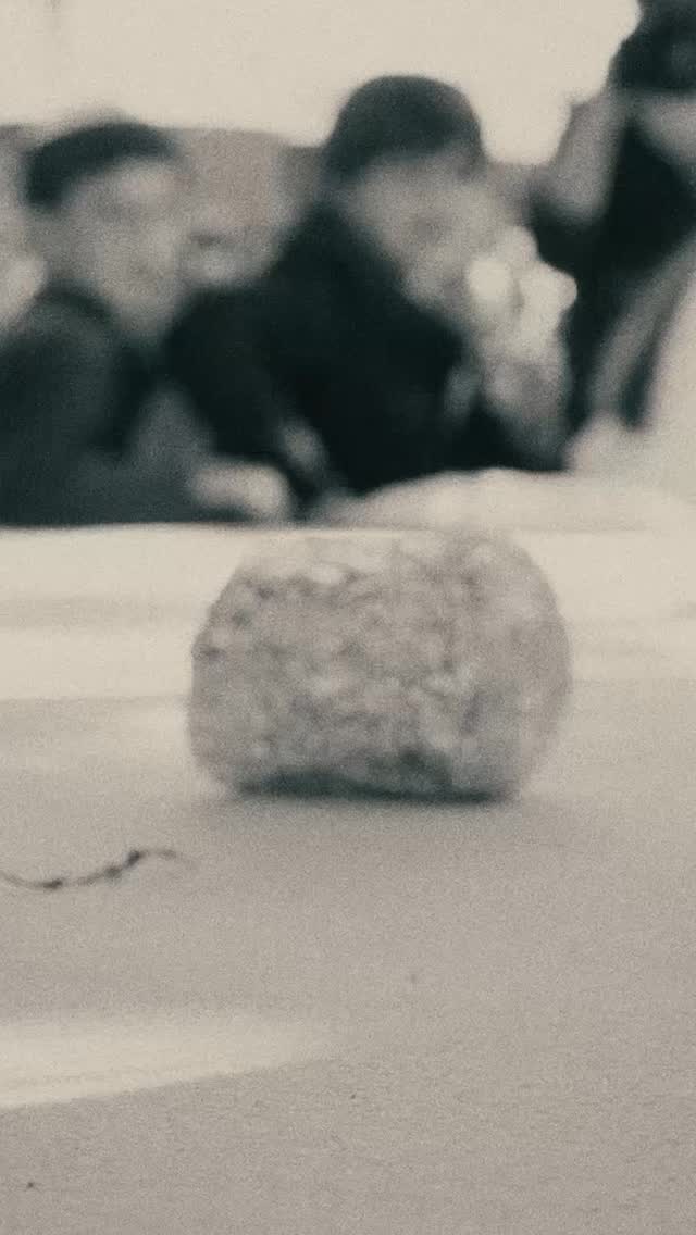 זה מה שנשאר אחרי שהאורות כבים ✨
This is what remains after the lights go out ✨