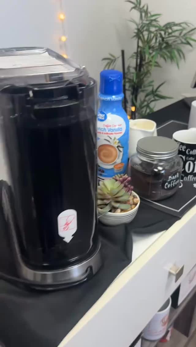 Thank you @smartinternational_title for inviting me to your beautiful office today! I learned so much and enjoyed the connections and conversations. Thanks for the cute mug too 🩷