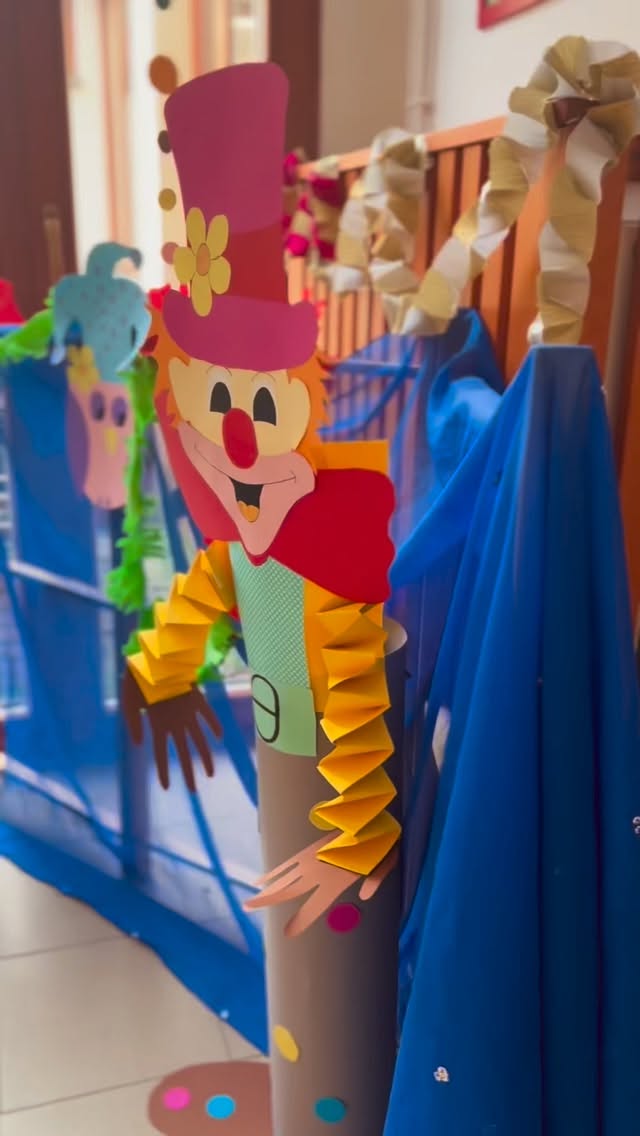 🎈🤹🏼♀️Farsangoltunk, táncoltunk, kiszebábot elégettük, várunk tavasz! 👩🏼🚒🧚🏼♂️☀️ #babolygó #óvoda #farsang #kindergarten #gyerekek