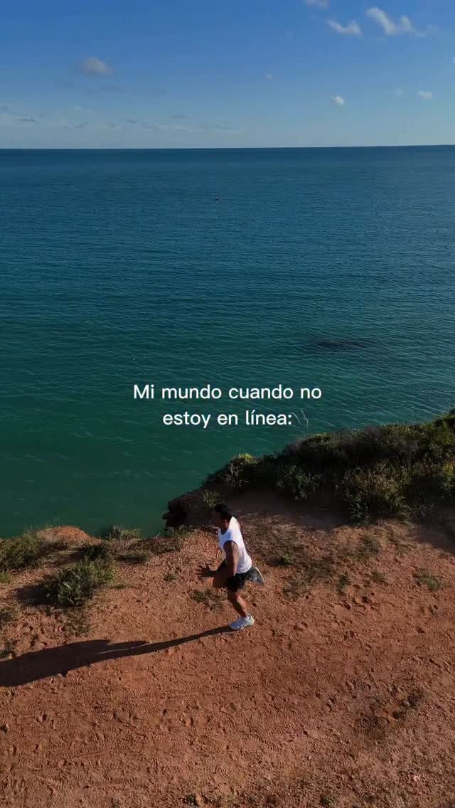 Siempre en movimiento. ⚽️🏃♂️💪
Entrenando, aprendiendo, formando y viviendo cada rincón de este camino.
Porque esto no es un trabajo… es una forma de vida. ❤️🔥⚽️
#Deporte #Fútbol #Entrenamiento #Formación #TrainElite