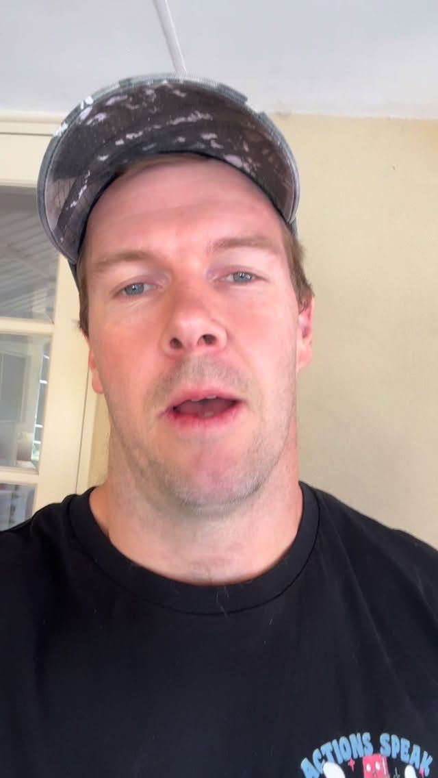 Captains have spoken. The faction draft for the open is in less than a week away.
Lines will be drawn, friendships will be broken and families divided. This is bigger than you and me. We ain’t playing 😤
#crossfit #theopen #crossfitopen