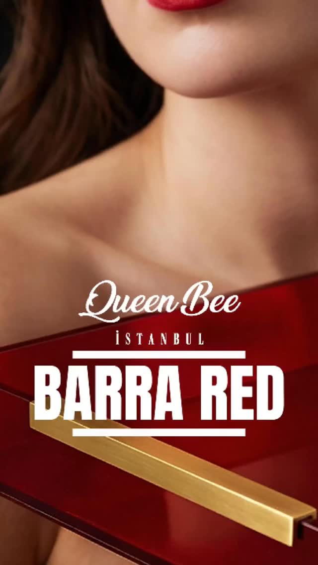 BARRA Koleksiyonu ❤️
Cesur kırmızı. Kristal netliğinde pleksi. Pirinç gold detay.
Modern yaşam alanlarına güçlü bir dokunuş…
Servis tepsisi olarak kullanın, dekoratif bir obje olarak sergileyin.
✨ Queen Bee Istanbul atölyesinde özenle üretilmiştir.
Şimdi keşfedin. #PleksiTepsi #queenbeeistanbul #kırmızı #red #LuxuryLiving