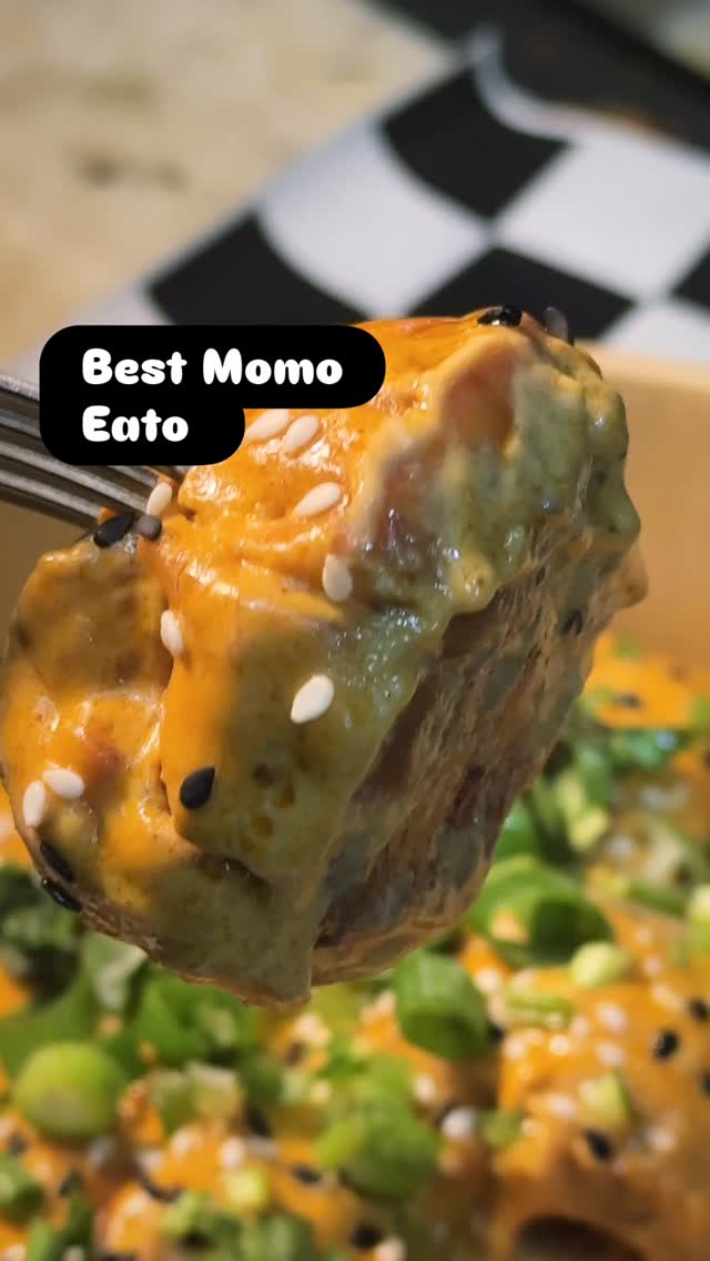 Best creamy Szechuan Sauce @eato.ca
#toronto #momo #nepalimomo #delhimomos #snackbox