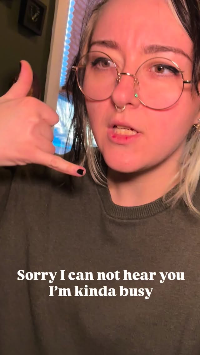 Just kidding I always hear you all 🖤🖤🖤
I may just be holding a toilet brush or carrying jugs of water also! Check in on your local shop goblins!
#tattoo #tattoovideo #kentuckytattooers #girlswhotattoo #funnytattoo