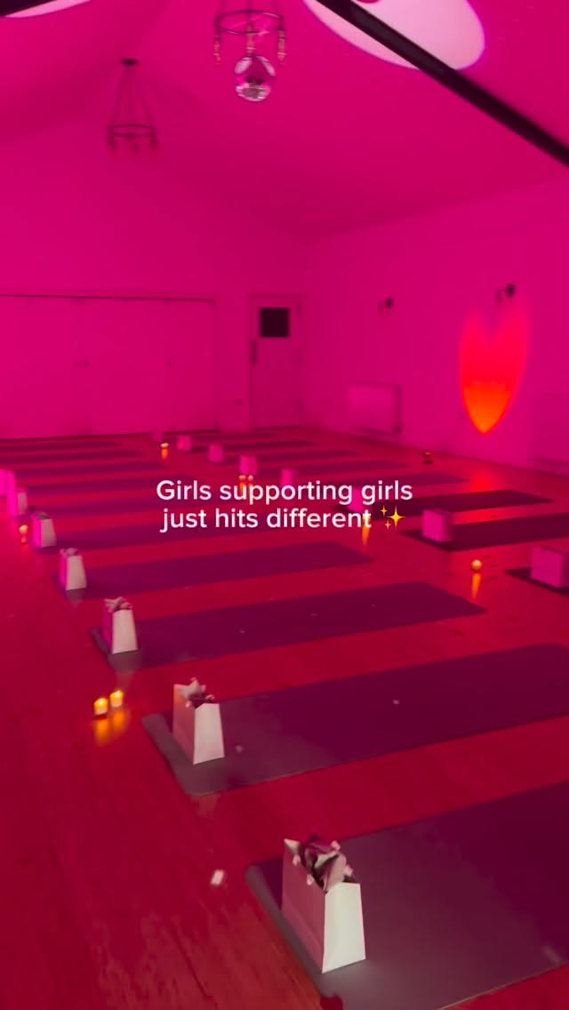 Lover Girls 💌🎀
An evening for the girls who lift girls up
Who clap when you win
Who stay when it’s tough
Who remind you that you are enough
Heart-led Pilates
Meaningful moments
A room full of women choosing each other
The kind of sisterhood that feels like home 💗
Keep an eye out on my page for future events, coming soon 👀
Thank you so much to our incredible sponsors:
@wonderlandcocktailco
@scrunchportobello
@littleoliveoiluk
@peachboulevard
@thelondonseamossco
@mahinabyyasmin
Valentines Pilates • Galentines Event • Galentines Pilates • Self Love Pilates • Girls Night • Pilates Hampshire • Southampton Events • Winchester Wellness • Adhone Pilates
