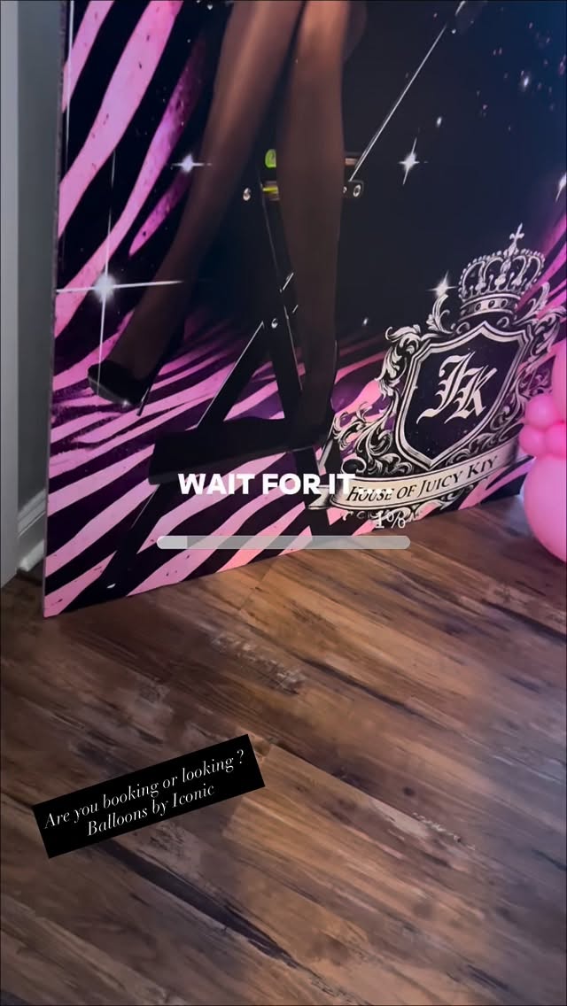 Balloons only by Iconic Balloon Designs. Are you booking or looking? Thank you to our event planners that book with us ๐๐