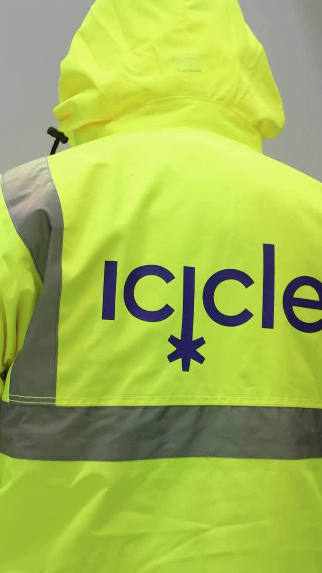 Engineered for extended chill.
A form defined by precision, not compromise.