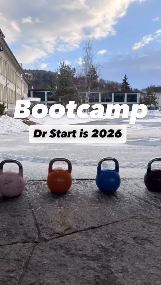 ✨ Rückblick auf die vergangenen 1,5 Monate ✨
Was für ein Start ins Jahr! 💪🔥
In den letzten sechs Wochen haben wir gemeinsam geschwitzt, gelacht, gepusht – und vor allem Fortschritte gemacht.
❄️🌳Unzählige, zum teil frostige Outdoor-Einheiten
🏋️♀️ Mehr Kraft & Ausdauer
🏃♂️ neue Herausforderungen
🤝 Starker Teamspirit
Ihr habt bei Wind und Wetter alles gegeben – und genau das macht uns Bootcamper & Bootcamperinnen aus. Disziplin, Motivation und Zusammenhalt. 🙌💪🔥💣
Danke für euren Einsatz, eure Energie und euer Vertrauen!
Wir sind noch lange nicht am Ziel – das war erst der Anfang. 🚀🙋🏽♀️
#bootcamp #outdoor #heimberg #stolz #teamspirit