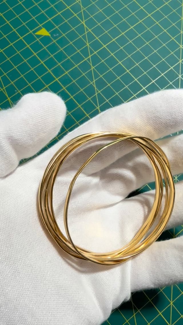 #gold #instamood #trendingnow #jewelry #goldenedge