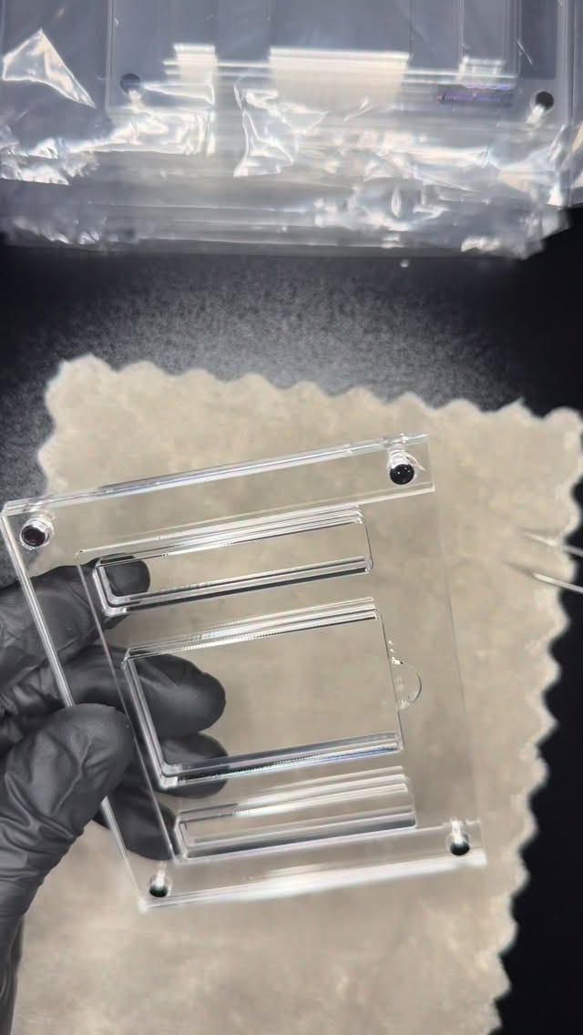 Lots more to go… 😮💨
↕️ Stack cards for faster repairs
🛟➖⏱️ Safer-Flatter-Extended repairs
⤵️〰️⤴️ Stabilizes against over-expansion
🛡️ Protects Cards during humidity process
📍No. 1 TCG Grader Discord
📍7,800+ Members & counting
📍Check website www.RocketCollect.net
💡 LEARN to improve your cards here ⬆️
🎥 Workshop guide - Out Now 🎉
Available in: English-Spanish-Japanese
📖 Read our FREE E-book on the 🖥️
Join our Discord! 7,800+ Members - 100% FREE to join - Poke & OP loving community with buy-sell-trade and priority to messaging 💯
*Link to join on our LinkTree on Insta Profile*
#pokemon #pokémon #pokemoncards #pokemontcg #pokemoncommunity