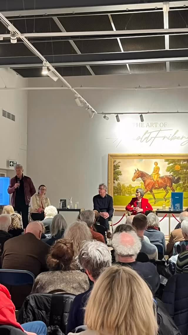 A Landmark Success!
The Art of Arnold Friberg - UK Premiere
Highlights from yesterday’s Expert Panel discussion,
“Portrait Painting Today”
Dr Alison Smith in conversation with award-winning artists
@miriam.escofet.artist, @antonywilliams1410 & @frances_bell_paintings .
An extraordinary gathering of leading voices in contemporary portraiture.
The exhibition is open today @mallgalleries.
Presented by @james_nicholls_art Nicholls Art Group × @firstfreedomart
#arnoldfriberg @kimanncooper18 @elizabethcarlyle02 @caz_investments