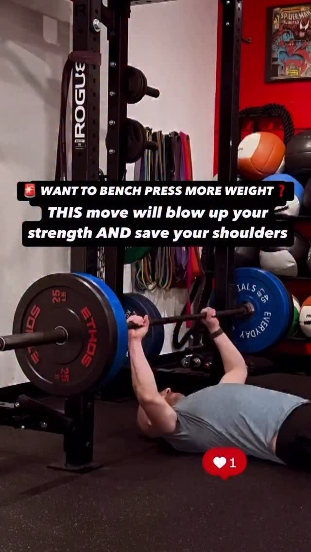 šØ Want to Bench Press More Weight?
Then stop skipping the Barbell Floor Press ā itās like the secret menu item that makes your bench explode š„
Hereās why:
1ļøā£ Lockout Gains for Days
No leg drive = No cheating. That forces your triceps to do the work where most people fail ā the top of the bench press. Youāll become a lockout machine š
2ļøā£ Protects Your Shoulders
No crazy deep range = No sketchy shoulder drama. The floor limits ROM, keeping your joints safe while you still get strong AF.
3ļøā£ Maxes Out Your Mid-Range Strength
That sticky spot halfway up? The floor press targets it like a sniper. Youāll blow through plateaus faster than you can say āwhatās my 1RM?ā
āø»
š§ Pro Tip: Pair the floor press with tempo work or pauses and watch your full bench press go beast mode. šŗ
š Want to level up your press game without wrecking your joints?
DM āMOMENTUMā and letās get you strong where it matters most šŖ
#SteelFitnessCT #BenchPressTips #FunctionalStrength #TricepsOnFire #TrainSmartLiftHeavy RidgefieldStrong