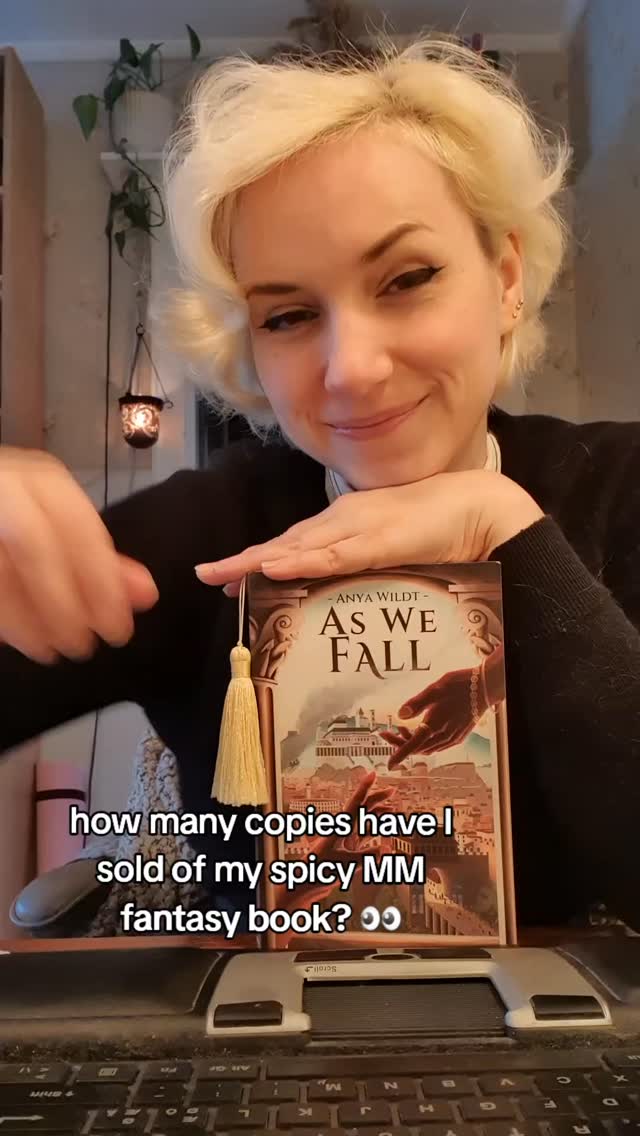 We're getting so CLOSE AAAHHH
#booktok #queerbooks #mmromance