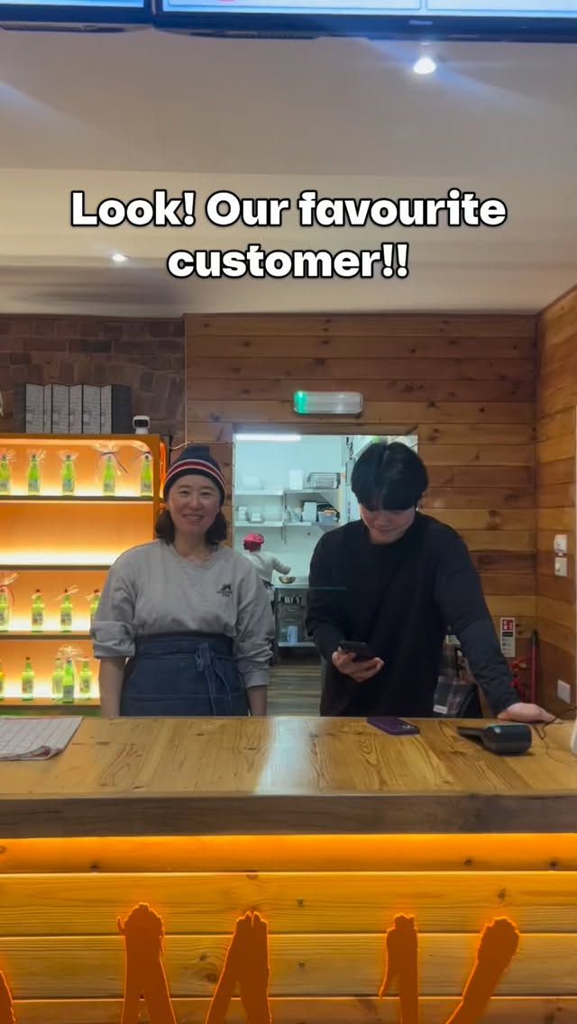 Waiting for our favourite customer..👀
Our chefs are ready.. We’re just missing you❤️🫣
📍OhMyKimchi
57/58 Blackboy Rd, Exeter
#koreanfood #koreanrestaurant #ohmykimchi #exeterfood #exetereats