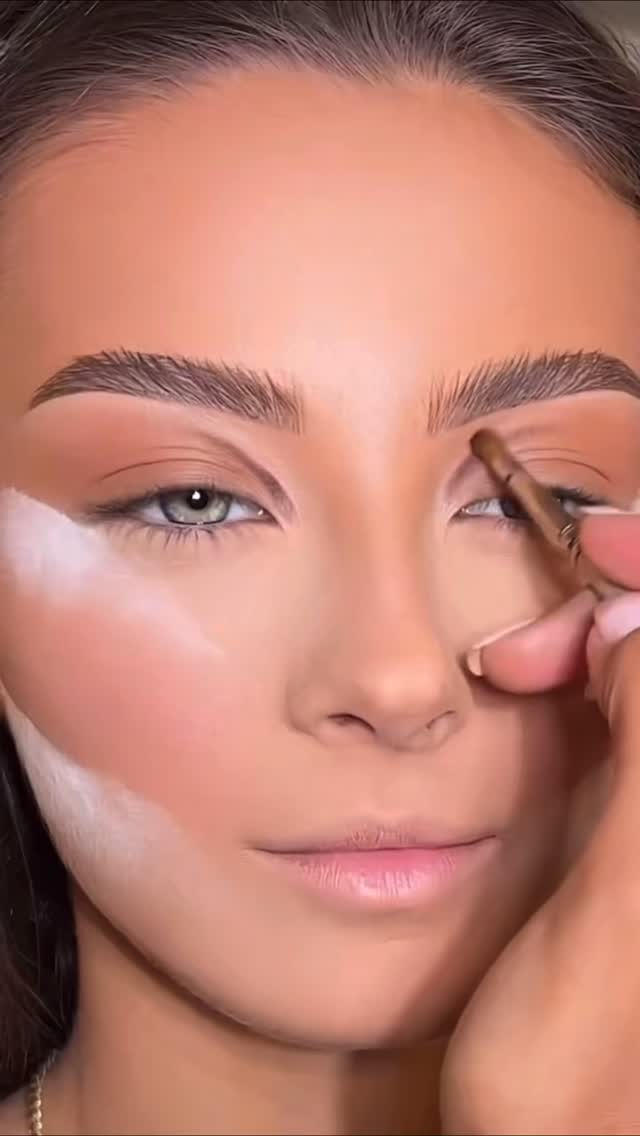 Soft glam isn’t just a look… it’s a lifestyle. ✨
From the first swipe on your eyes to the final gloss on your lips, every detail matters. 💕
At Loving Me Beauty, we go from eyes… to lips… to face… to skincare, giving you everything you need to create that effortless, refined glow. 👑
Caramel-toned shadows that melt into your lids. 🤎
Blush that warms your cheeks with the perfect flush. 🌸
Lipsticks and glosses that define, hydrate, and elevate every smile. 💄
And skincare that preps the canvas so your glow lasts longer and shines brighter. 🌿
Because soft glam starts beneath the surface.
Our 100% vegan & cruelty-free formulas are designed to nourish your skin from the outside in, no harsh ingredients, no compromise. Just clean beauty that loves you back. 💚
Beauty should enhance you, not mask you.
It should feel lightweight… breathable… luxurious… and empowering. 💫
When your products care for your skin, your confidence shows differently.
Eyes that speak.
Lips that captivate.
Skin that glows.
That’s the Loving Me Beauty standard. ✨
Tell us your favorite soft glam combo, eyes first or lips first? 💬
Then tap the link in our bio and build your full glam routine with our vegan, cruelty-free collection. 🛍️
#makeupaddict #cosmetics #glam #veganbeauty #glowingskin