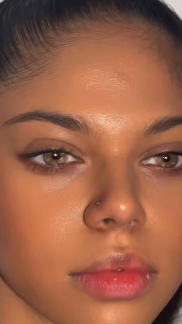 Glossy lips. Soft shine. Effortless luxury. 💋
Our vegan, cruelty-free lip oils glide on with a creamy, luscious texture that hydrates while delivering a high-shine finish that feels as good as it looks. ✨
Rich pigment. Smooth application. Cushion-like comfort that leaves lips looking full, juicy, and irresistible. 💄
From soft nudes to bold statement shades, there’s a color designed to complement every tone, every mood, and every moment. 🌸
Because luxury makeup isn’t just about appearance, it’s about how confidently you show up when you know you look incredible. 👑
Shine that nourishes. Color that enhances. A finish that turns everyday glam into a signature look. 💎
Tell us your go-to lip mood right now, soft glow or bold shine? 💬
Tap the link in our bio and discover your perfect shade of luxury. 🛍️
#beautyaddict #makeuplover #luxurylifestyle #glowup #veganbeauty