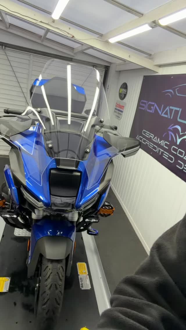 This is definitely not one you want to miss! Bmw’s latest Bike the R1300RT has already caused an incredible stir with its dynamic looks and supreme comfort and weather protection but we wanted to add something more to it!
This Bike was kindly dropped off to us fresh from the dealership with only 5 miles on the clock! We used this bike as a tester to work out and understand the Bike and what is possible before fitting some accessories for the customer!
We were able to reinstall his BikeTrac as well as Denali D7 pros and B6 rear brake light! The Bike now has a phenomenal road presence and with the new vision front modules coming soon it will look even better!
Once we were happy, the Bike received a full detail and Ceramic coating application and now it looks simply sensational!