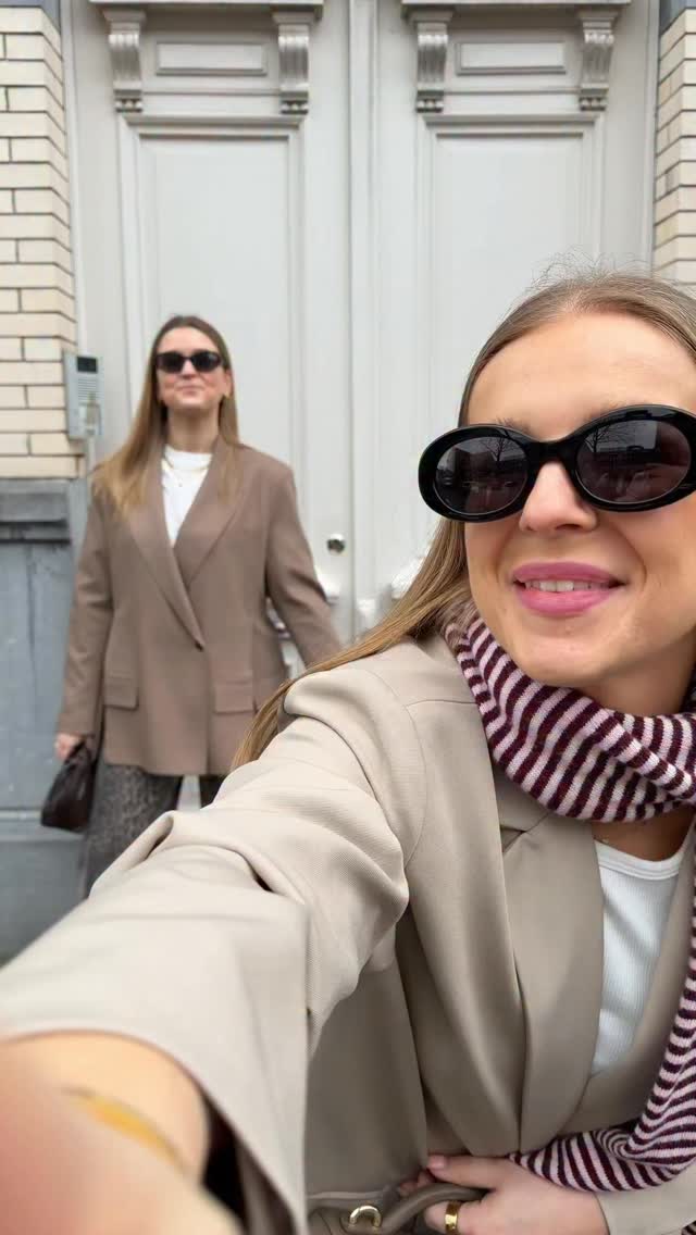 Hello blazer season! ✌🏽Een blazer is een must have in jouw kast! Ontdek alle blazers online of in de winkel!
www.juliabybb.com
#juliabybb #juliaturnhout #webshop #ootd #blazerseason