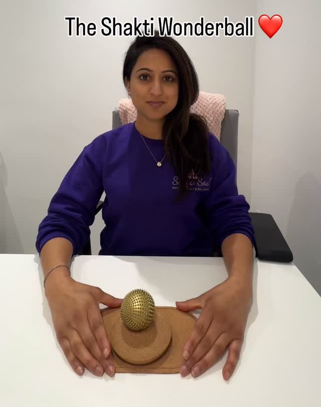 The Shakti Wonderball is one of my regular go-to tools for nervous system care ❤️
Its all about pressure points!!❤️
I believe that tools are essential parts of our daily routine to guide us to our wellbeing and rebalance.
Especially on busy days or before bed, when the mind feels restless and the body needs grounding. This is a simple go to tool.
Slow pressure on the hands and reflex points sends calming signals to the brain, helping the body soften and settle.
Simple. Gentle. Powerful. ❤️
Sometimes regulation starts in the hands and once you experience this youll totally feel it!
The Wonderball helps me feel:
✨ less tension
✨ more present
✨ more connected to my body
✨ deeply relaxed
If you’re curious to try it yourself, come and and try it at one of my clinics or you can order directly via my link above and automatically receive 10% off using my discount code (SHEETAL10)
Direct message me for any questions!
Enjoy the Wonderball ❤️ Hope you love it as much as I do!! 😊
Love Life Happiness & Peace
Sheetalx
#shaktiwonderball #shakti handreflexpoints relax