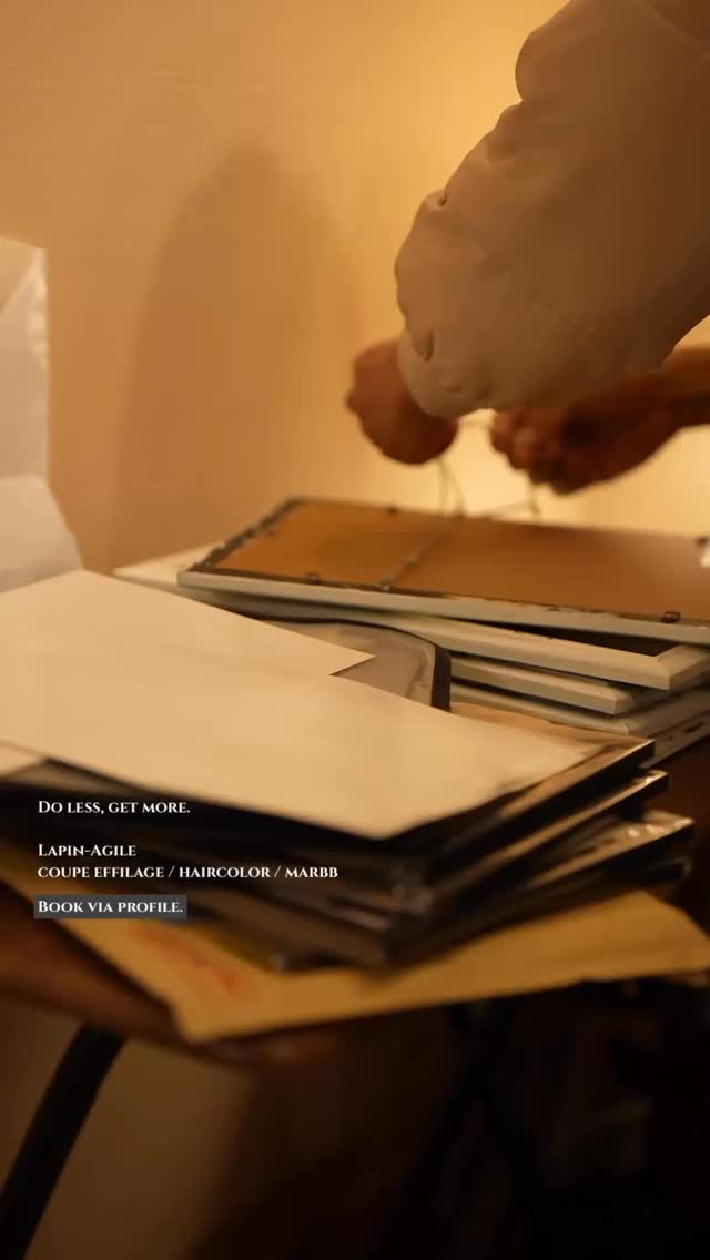 「AI生成からアナログ」展
@produce723
2月22日までの短期開催です。
南行徳美容室ラパンアジール
◆ Menu (Tax in)◆
・Cut |¥6,600
・Color |¥8,800〜
・Spa |¥2,200〜
※他メニュー、ご予約はプロフィールリンクから
#南行徳美容室 #ラパンアジール
#展示 #アートギャラリー