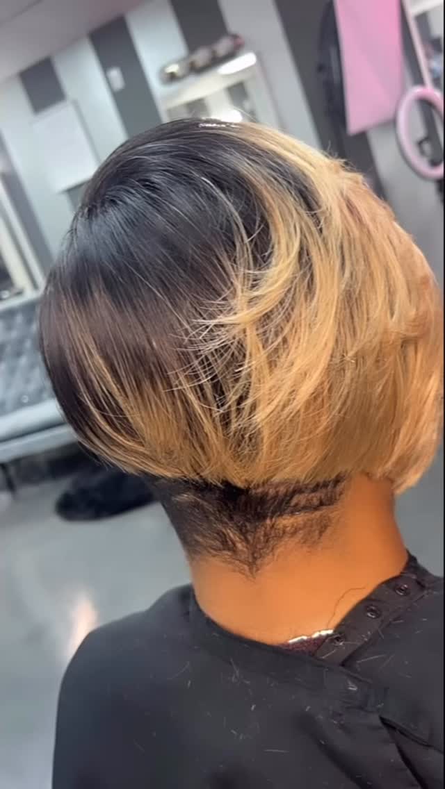 Love Is In The Hair ♥️💕🤍
Breathtaking Transformation….Www.TrueStylist.com
MUA: @ciarafaces