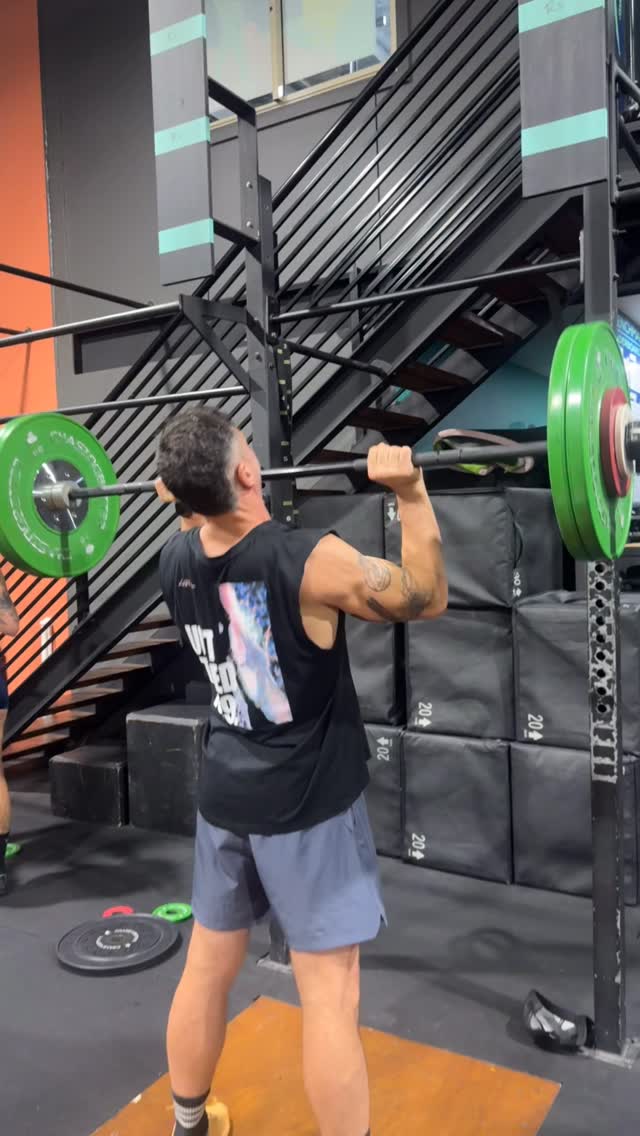 The struggle of the strict press 1RM