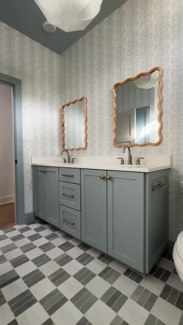 Renovating a home isn’t just construction — it’s a creative journey. We handle material selections, trade coordination, and all those behind-the-scenes decisions that make a project feel seamless. Clients love how our team handles the heavy lifting — without losing the artistry. Book a discovery call to learn more. #renovationconcierge #designbuildsupport #luxuryinteriors