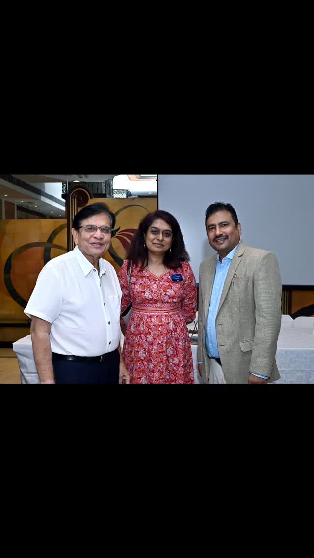On 18th February, Rotary Club of Bombay Mid Town hosted Dr Santosh Pandey for a session on “Be Fit & Be You Naturally” at Marine Plaza, Marine Drive.
Clear, practical insights on natural fitness, nutrition and stress management.
Thank you to Dr Santosh Pandey and all members for an engaging afternoon.
#RotaryClub #HolisticHealth #MumbaiEvents #RCBMT #ServiceAboveSelf
