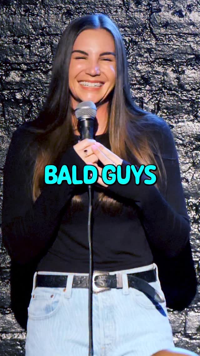 Shout out to my bald guys
#standupcomedy #comedian #jokes #lol