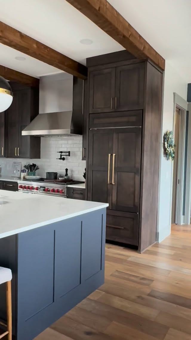 6 things I definitely DON’T regret putting in my kitchen. 3 years of cooking and living in this kitchen and I can definitely these were the right calls! #kitchendesign #kitchendecor #cooking #designinspiration #interiordesign