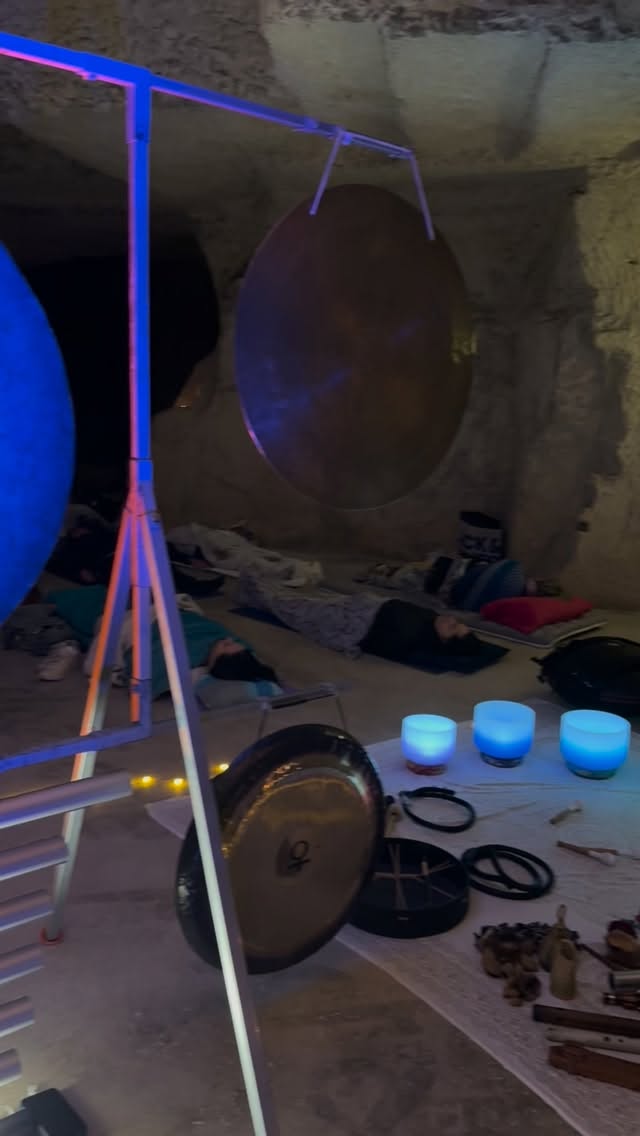 🗓️La programmazione della settimana
🟢 MERC, 25 feb alle 21:15
Mestre | Bagno di Suoni e Oli Essenziali - “assieme ad Alessia”
🟢 VEN, 27 feb alle 20:30
Bologna | Bagno di Suoni e Oli Essenziali - “ assieme ad Alessia”
🟢 SAB, 28 feb dalle 13:00 alle 18:00
Bologna Spa & Wellness - ogni ora Bagni di Suoni in area relax e Aufguss Sonoro in sauna
(Prenotate l’ingresso dal sito della Spa. Gli incontri sonori sono inclusi nel biglietto: una volta entrati richiedete il token per riservarvi il posto)
🔵 SAB, 28 feb alle 10:00
Cittadella (PD) | Corso Handpan Base - 1° Livello - “condotto da Raffaello”
🟢 DOM, 1 mar alle 14:30
Colli Euganei (PD) - Handpan Trekking tra i Mandorli in fiore
🔵 DOM, 1 mar alle 10:00
Thiene (VI) | Corso Handpan Base - 1° Livello - “condotto da Raffaello”
Per ulteriori info link in Bio:
📱whatsapp: 347 948 0292
#filippopigaiani #bagnodisuoni #campanetibetane #suonoterapia #handpanmusic