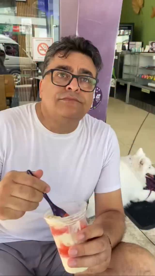 Aqui é sabor de verdade! Flamingo 🦩🍓
Nosso sorvete Fruchteis de morango com cupuaçu você encontra na Ueba. Vem experimentar!
Ah! Pra quem não sabe, a Fruchteis fornece sorvetes aos seus parceiros.
Se você já é parceiro Fruchteis, solicite mais informações.
Link na Bio 👆
#sorvetepremium #fruchteissobremesas #balneáriocamboríu #sobremesasbc