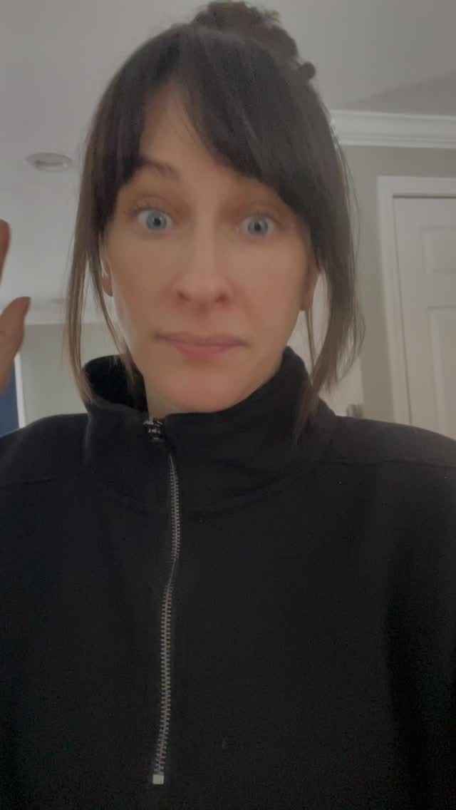 You’re missing out if you’re not
supporting your liver to improve bile flow after gallbladder removal.
If you’ve had your gallbladder removed and you’re still dealing with bloating, urgency, reflux, or unpredictable digestion: it’s not random, it’s physiology (think gut health terrain which means bile too).
Your gallbladder used to store and concentrate bile. Now your liver carries that workload alone. And if bile flow isn’t properly supported, fats aren’t broken down efficiently.
That’s when food starts feeling like a gamble.
Most women I work with have already:
• Tried low-fat long term
• Eliminated half their diet
• Been told their labs are “normal”
• Spent years guessing
What they haven’t done yet is strategically support liver function and bile flow with personalized data and a structured plan.
Inside The Gallbladder Gone Reset, we don’t guess.
We test.
We analyze.
We build a protocol specific to your body.
That means, supporting bile production, improving digestion, restoring predictability, reducing urgency.
This is not surface-level advice.
This is structured, high-level support for women who realize their time is valuable and are done experimenting on themselves.
If you are ready to:
• Stop cutting more foods
• Stop planning your life around bathrooms
• Stop wondering what’s actually going on
💪🏼 And instead commit to doing this properly ... DM or comment READY.
This program is for women who are serious about investing in real answers and long-term relief.
If that’s you, I’ll see you in my inbox!
#GallbladderRemoval #BileSupport #BloatingRelief