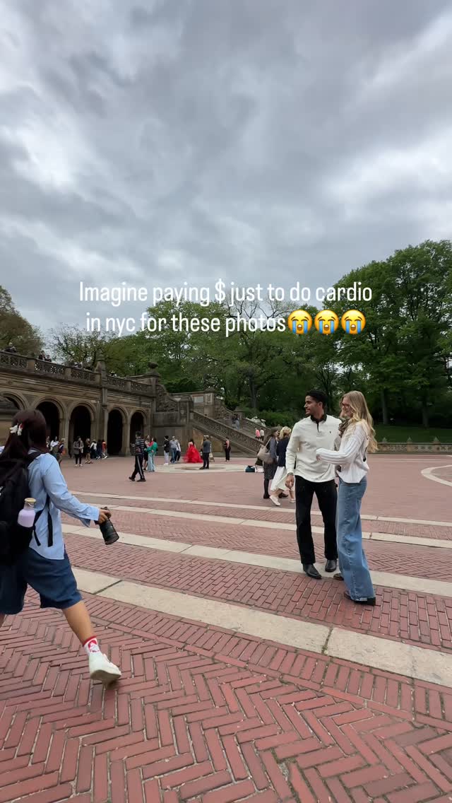 You need to put some work into love is what it is 🥹🏃🏻🏃🏼♀️💨 Bookings are open for more love stories Feb 27-March 14th in nyc, I can’t wait to create in this beautiful city💗
starring the beautiful couple @juanmarcelandrhylan ✨
.
.
#nycphotographer #cinematicphotography #newyorklovers #romcom #nycphotoshoot