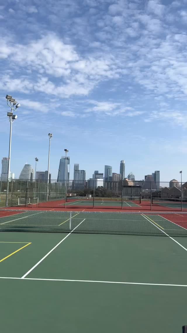 Still vibin’ after last Saturday’s 🏋🏼♂️☀️☕️workout hosted by @relay.mov. Join RAH! for the next FREE community workout at Mueller Lake Park by signing up for our FREE RAH! Report newsletter. Link in bio.