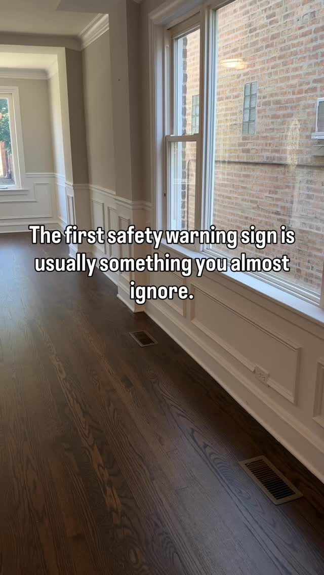 It’s the extra pause on the stairs.
The unopened mail stacking up.
The lightbulb that hasn’t been changed in months.
The room they quietly stop using.
These moments don’t feel urgent.
They feel small. Temporary. Easy to explain away.
But safety issues rarely arrive dramatically.
They show up as subtle workarounds.
Noticing them early isn’t overreacting.
It’s how independence lasts longer.
If you’re seeing little shifts and wondering what they mean, comment SENIOR for my Senior Transition Guide.
home safety | aging parents | senior home safety signs | aging parents fall risks | early senior safety concerns |senior transition planning | certified senior advisor | Compass plus