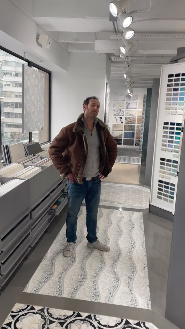 Dan and Ash hit #nyc #daytrip 💕 After a morning meeting in #brooklynny Dan and I enjoyed a field trip to @adbuilding 💕 exploring some favorite tiles companies 💕 @artistic_tile and @studium_inc … continuing our exploration we went to @bemelmansbar for lunch, checked out the @ralphlauren flagship store (that’s a must see) then we grabbed coffee at @ralphscoffee 💚 #brb #nyc 💕🗽 @daniellandis5