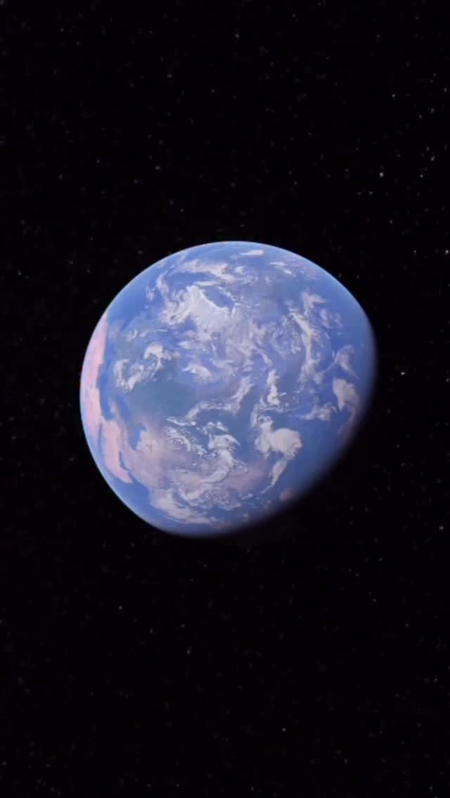 Antes de que empiece la música, pasa algo importante:
te explicamos cómo funciona… y ya no hay vuelta atrás. 🎧😏
👉🏼 Escribe “INFO” y te enviamos todos los detalles por mensaje privado.
Aviso: los tickets vuelan.
Reservas tu plaza (sí, son limitadas), recibes el punto de encuentro y cuando llegas, te ponemos los cascos con tecnología silent. Y ahí empieza la magia.
Durante una hora, un instructor te guía por la ciudad con retos, coreografías, dinámicas en equipo y sorpresas que hacen de esto una verdadera experiencia inmersiva.
¿Vienes sol@? Perfecto.
¿Con amigos, pareja o celebrando algo? También.
Aquí todo el mundo forma parte del mismo equipo y el objetivo es uno: pasarlo increíble.
#Bailaloloco #SilentDiscoTour #PlanesOriginales #experienciasunicas