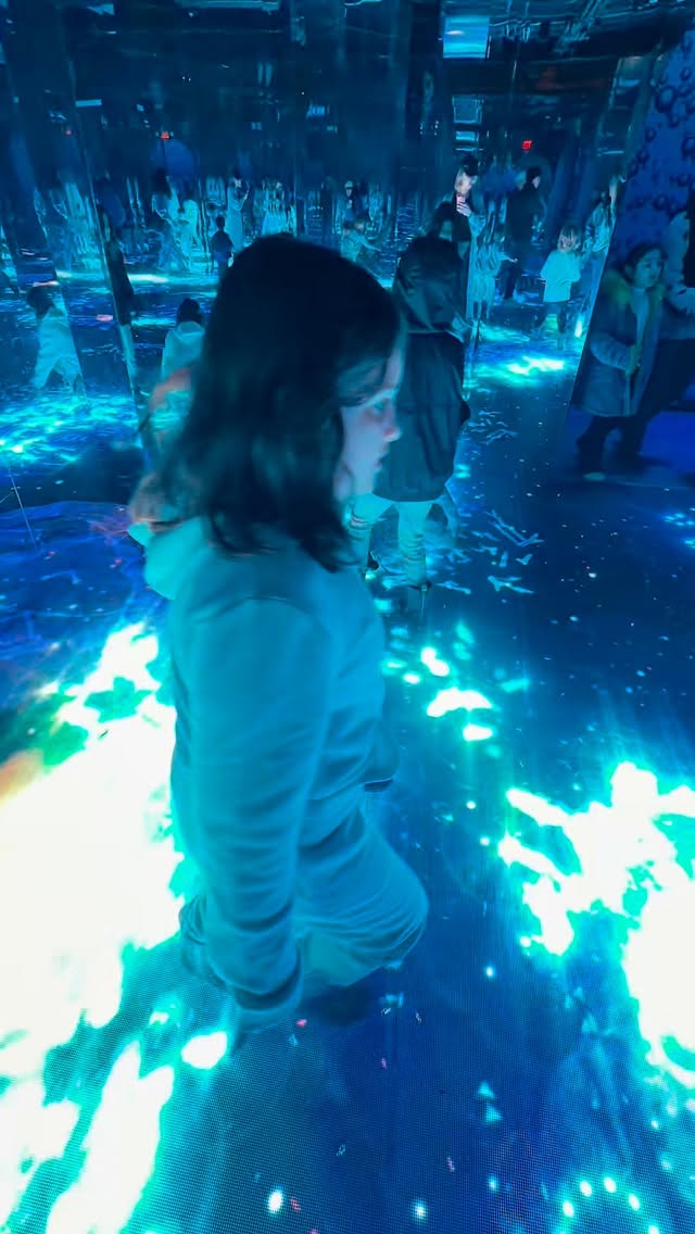 Bubble Planet Los Angeles: A Must-Visit Immersive Dreamscape! 🫧✨
Step into pure magic at Bubble Planet in DTLA – an absolutely enchanting immersive experience that’s perfect for all ages! With 11 stunning themed rooms, you’ll dive into giant ball pits, float through virtual reality adventures, soar in hot air balloon simulators, and get lost in mind-blowing illusions and LED wonderlands. It’s playful, relaxing, and packed with endless photo ops that will flood your feed with color and joy! 🌈
Visitors rave about it (4.5/5 stars!): families love how it brings out the inner child in everyone, couples call it a whimsical date spot, and friends say it’s the ultimate group outing. Whether you’re splashing in pink balloons or chilling in futuristic bubble pods, you’ll leave feeling uplifted and ready to come back.
Affordable fun starting at just $14.90 (kids 2 and under free!), and you can stay as long as you like beyond the ~60-minute guided flow. Don’t miss this bubbly escape!
#LosAngeles
#LA
#thingstodoinla