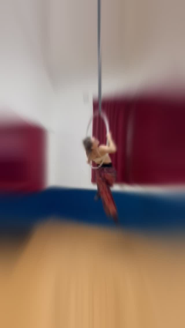 We are so proud of our amazing students and the community vibes they bring. 🫶
Sharing aerial class is always magical and fun, but getting to learn about each person’s passions and creativity makes it even more special. We have such a beautifully diverse group of amazing people here at Onyx.
You can too! Join us for class, link in bio. 💓
⭐️Students/Instructors: @bella.bendzz @a.m.y_spam_ @lindsay_chenerysharland @hollyebonymusic @sarahelizabethtasker @kimberley.yoga
Thank you for your videos!
#aerial #aerialperformance #circus #learning #onyx