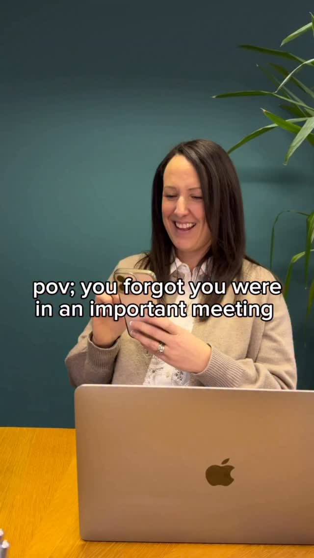 Hazard of the job! 😉😂
#socialmediaagencyuk #wiltshirebusiness #swindonbusiness #contentcreation