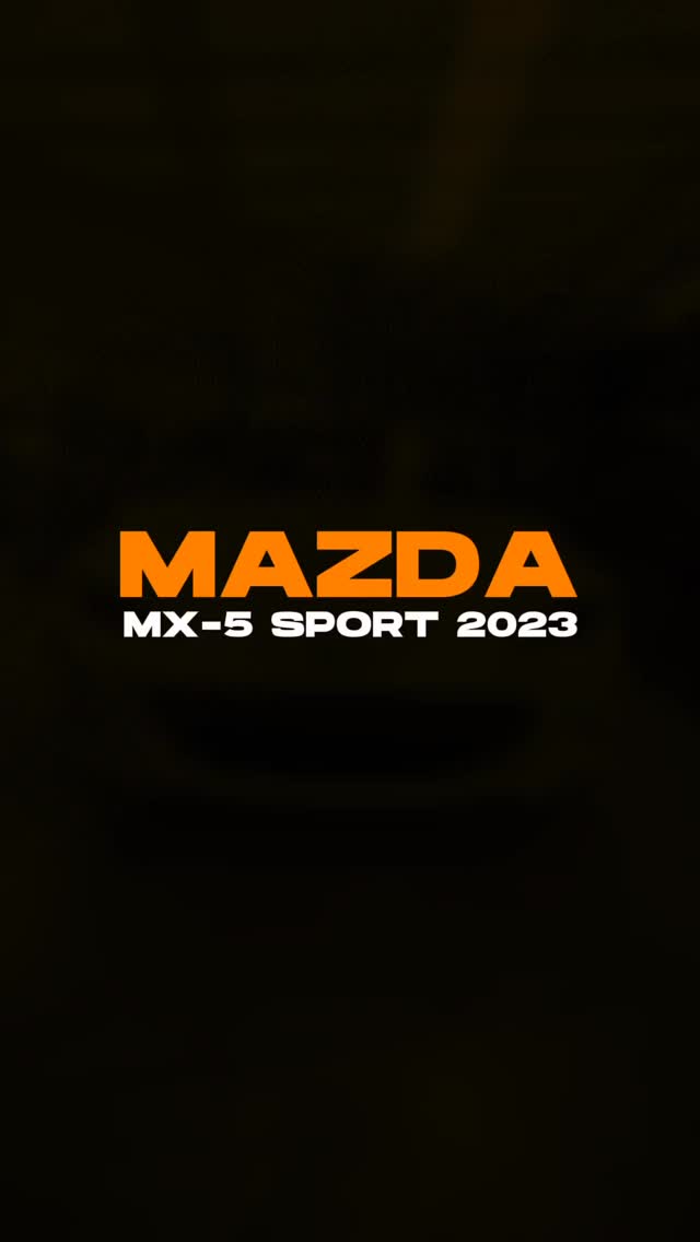 El Mazda Miata MX-5 Sport 2023 es ligero, bajo, preciso.
De esos que te hacen bajar el vidrio aunque no haga calor,
que convierten cualquier vuelta en plan,
y cualquier semáforo en el inicio de algo bueno.
No es para quien quiere “un coche más”.
Es para quien quiere sentir la curva, el sonido, la conexión con el camino.
Si alguna vez pensaste “algún día quiero algo así”,
este puede ser ese día.
📍 Ven a verlo a 390 Garage
📩 Mándanos DM y te contamos todo