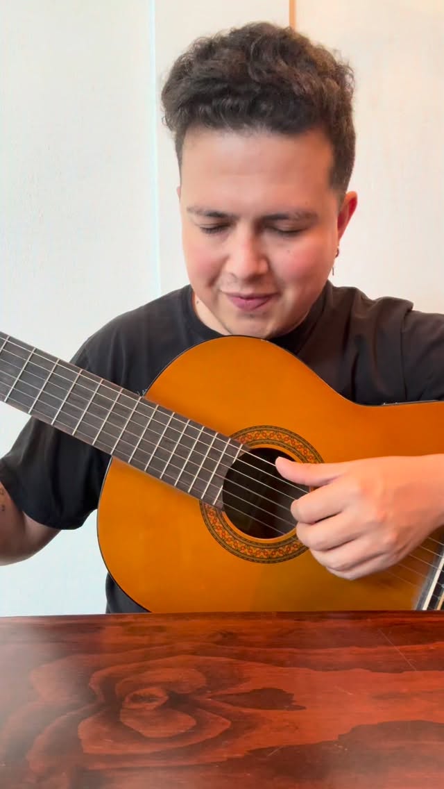 Ya escucharon “No lo Merezco”? Mi primera vez escribiendo música regional mexicana 🇲🇽🤭
Está disponible ya en todas las plataformas digitales ❤️🩹🍻
Denle mucho amor, compartan y envíensela al desgraciad@ que les rompió el corazoncito! 🥹
Link on bio…
#despecho #parati #sierreño #musicamexicana #norteñas