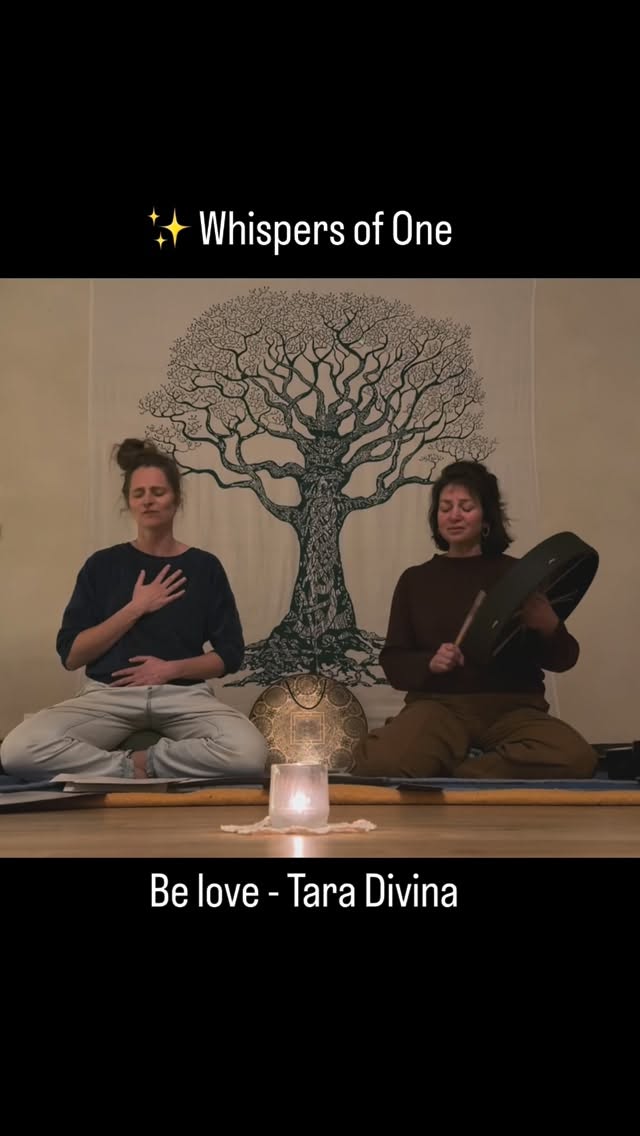 ✨Whispers of One samen met Marijke Bernaerts. Samen landen in wat er is. Samen het veld openen. Ons klaarmaken voor de zangcirkel (vorige week).
