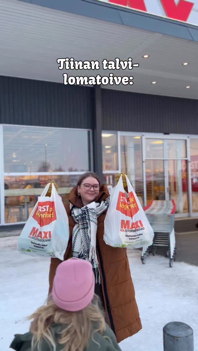 Kumpaan joukkueeseen sä kuulut: käyt kiertelemässä innolla eri maiden ruokakaupoissa kuten mä, vai mieluummin skippaisit koko homman, kuten Kirppu? 😄🛒🥫
Mä en voi ajaa Haaparannan ohi tekemättä pientä pysäkkiä Ruotsin puolelle ruokakauppoihin! Oon aina tykännyt arjesta poikkeavien ruokakauppojen koluamisesta, mut erityisen palkitsevaa se on vegaanina, kun pääsee valikoimaan itselle uusia vegaanisia tuotteita kärryyn - eri maissa kun tuotteet vaihtelee aika paljon! Ei tarvi tämän kauemmas mennä että saa vähän uutta ekstraa keittiöön 😍😄
Nyt tein pienehköt herkkuostokset talvilomapäiville ja vähän kotiinviemiseksikin. ☺️ Me vietettiin talviloma pohjoisessa joten Haaparanta osui sopivasti matkalle! 👏🏼
Vilahtiko videolla sulle uusia tuotteita? ☺️💬⬇️
Vegaaniperhe
Vegaaninen arki
Vegaani