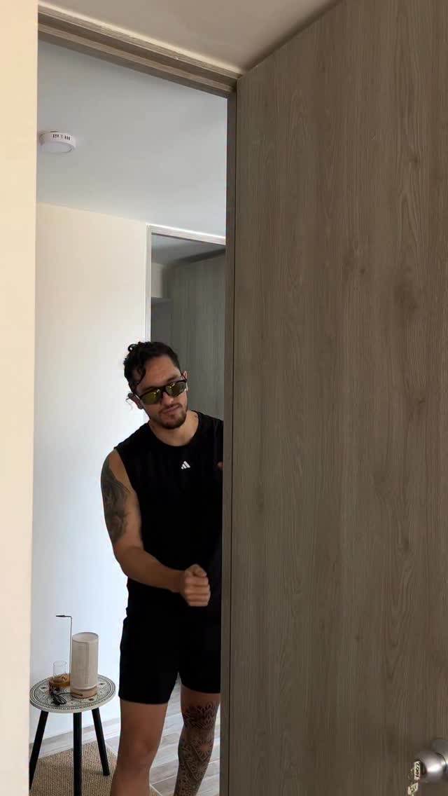 Ser coach fitness es algo tipo:
Repite después de mi, tener el programa no es lo mismo a ejecutarlo