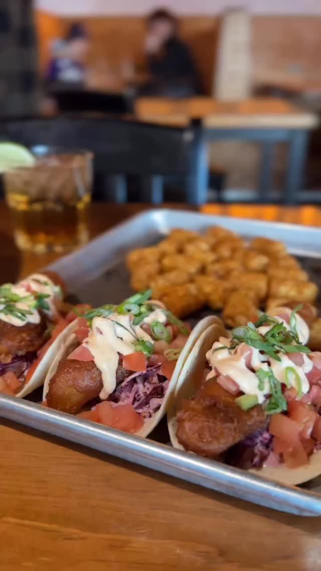 Tuesdays are for tacos! ๐ฎ๐
โฆand $16 sangria pitchers ๐
Join us for lunch or dinner!
Open @ noon