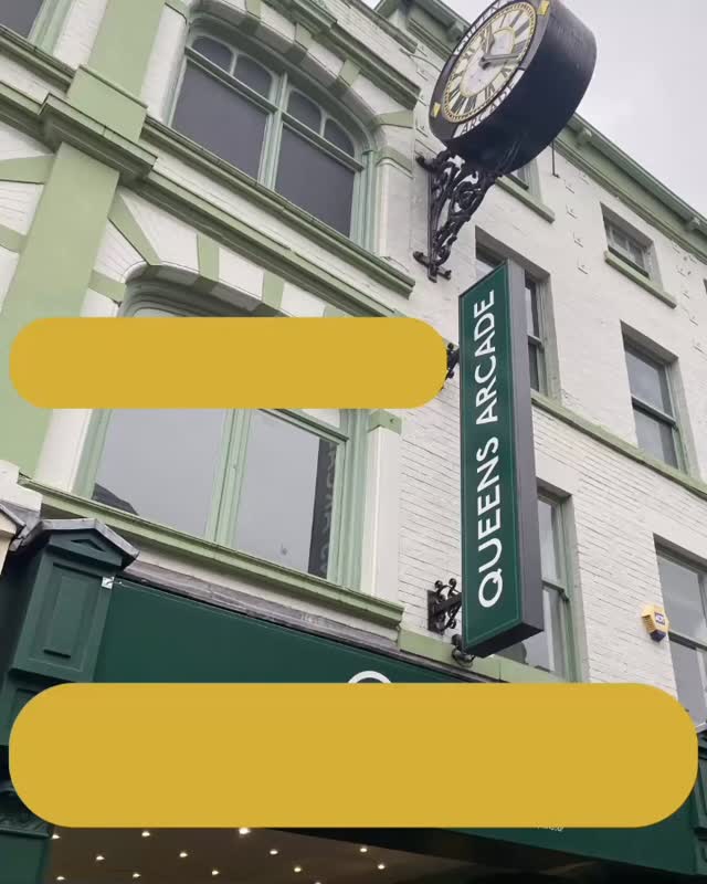 ✨ Big news ✨
Silver by Golden is now stocked at Art & Soul in Leeds 🤍
Spent the loveliest day with the wonderful team there — especially Billie — who were so helpful while I put my display together. Feeling very grateful (and very excited!) to be part of the Art & Soul community 🙌🏾
Bonus joy: wandering through Leeds’ beautiful shopping arcades… absolute dream 💫
#silverbygolden #artandsoulhub #leedsindependents #supportsmallbusiness
#handmadesilverjewelleryuk