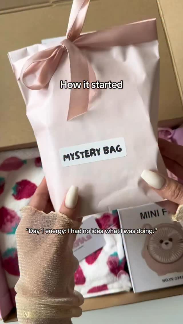 **“Sometimes you’re so busy comparing yourself to others
that you forget how far you’ve come yourself. 💗
A tiny reminder to stop, breathe… and be proud.
Ibland behöver man bara se sin egen resa för att förstå:
‘Wow… det här har jag byggt.’ 🥹✨”**
⸻
#smallbusinessowner #mysterybag #cutetopia #SmallBusinessTok #glowup